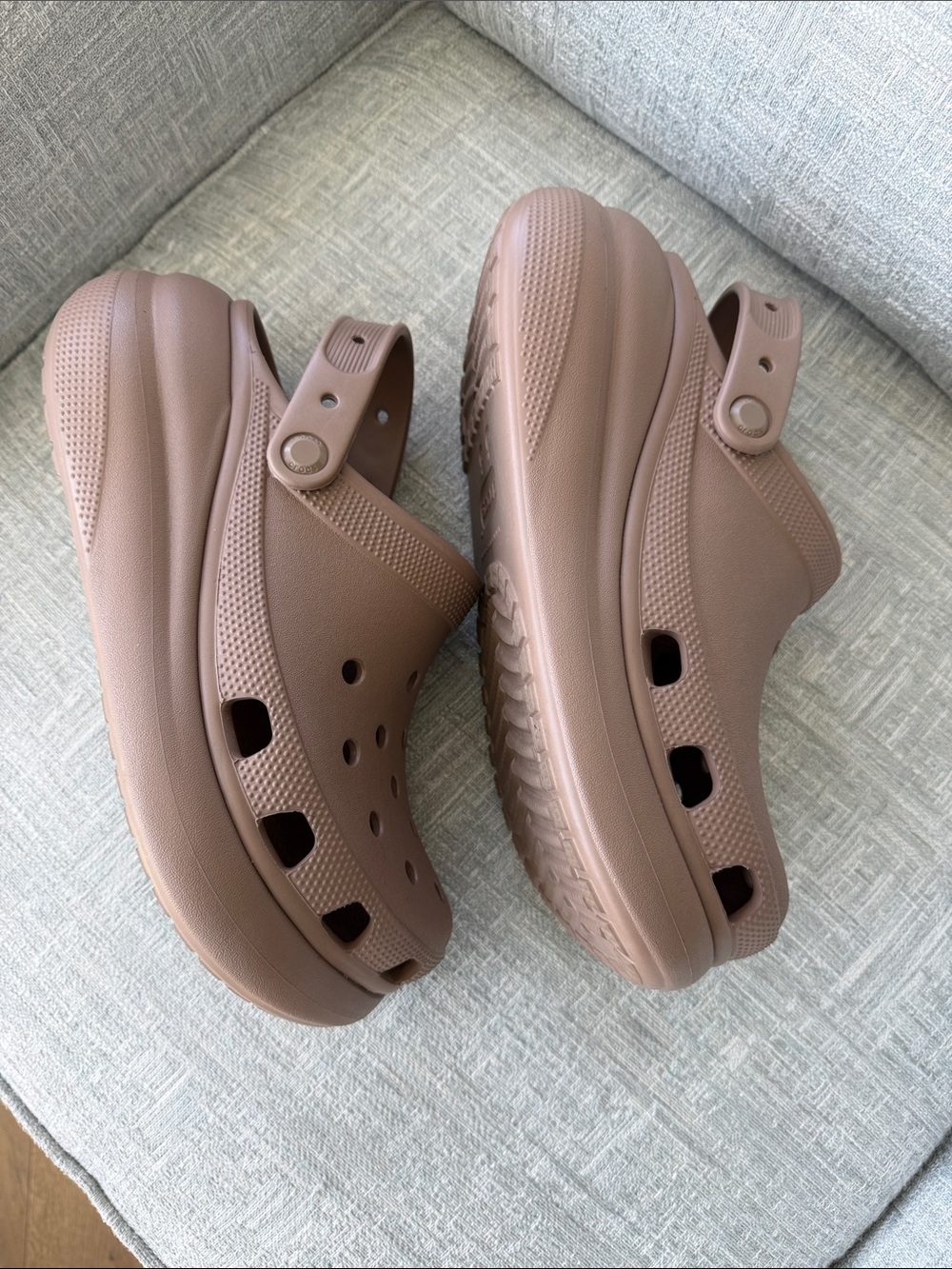Crocs Classic Crush Slide in Latte Women's Size 10 Men's Size 8 Chunky Platform - Picture 5 of 13